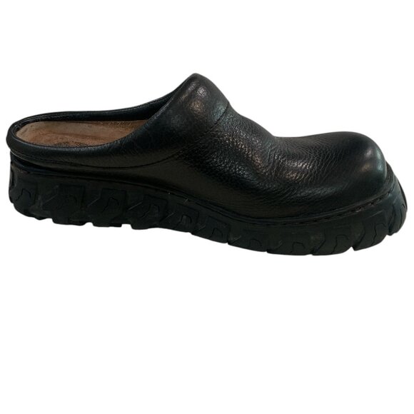 Native Deep E of the Rain Forest Mules TIRE Sole US 10.5 / EU 43 - Picture 4 of 8